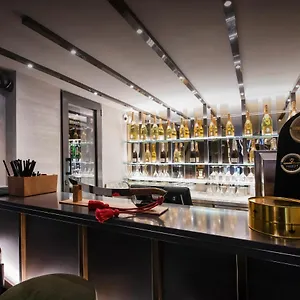 4* Ξενοδοχείο 77 Seventy-seven - Maison D'art Collection